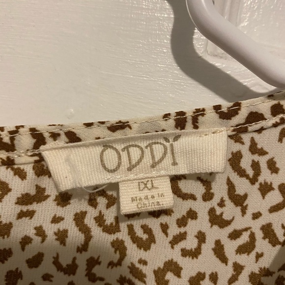 Boutique shirt - Picture 2 of 2